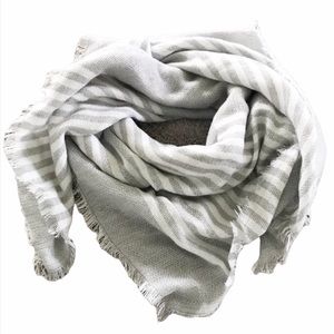 Gray and White Blanket Scarf
